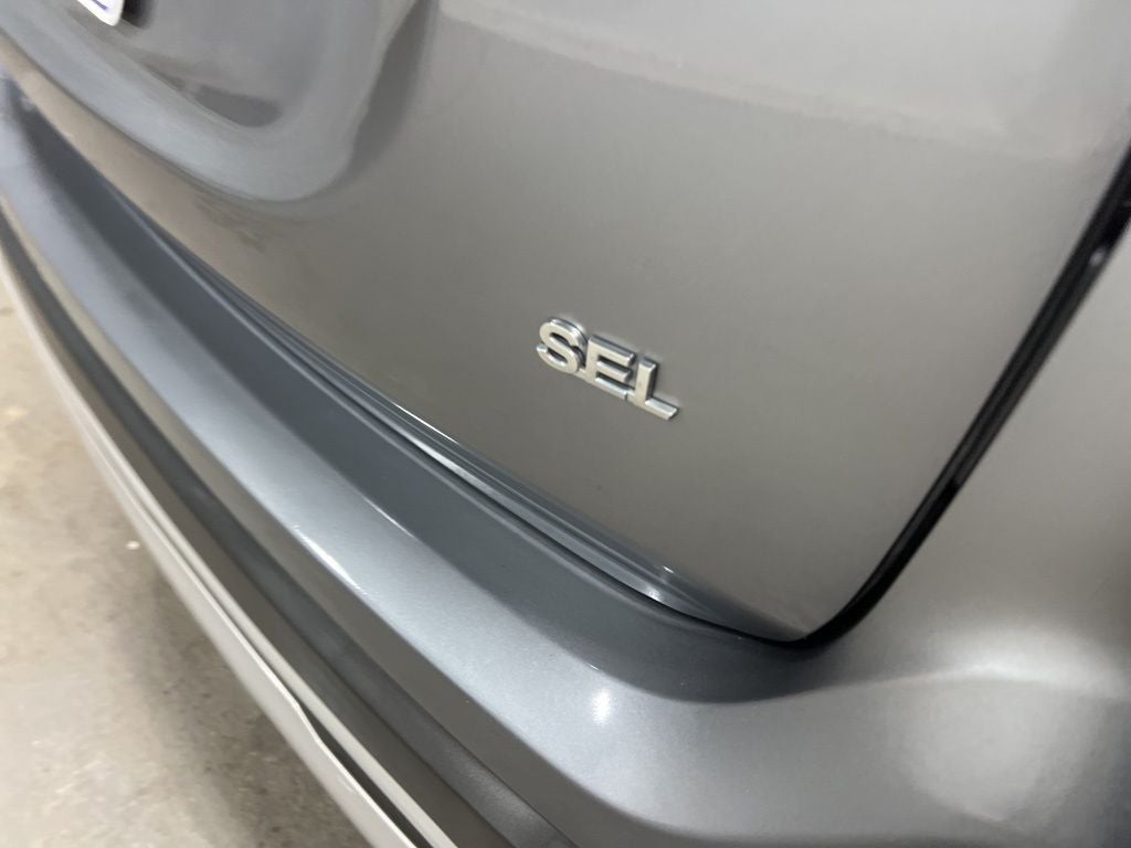 2020 Mitsubishi Outlander SE