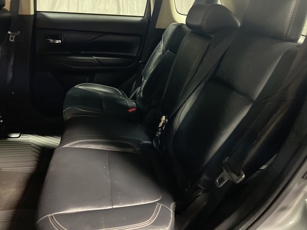 2020 Mitsubishi Outlander SE