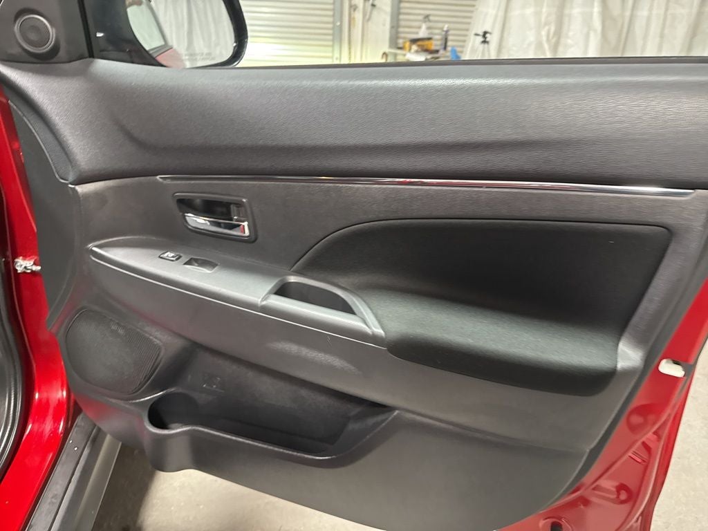 2024 Mitsubishi Outlander Sport 2.0 LE