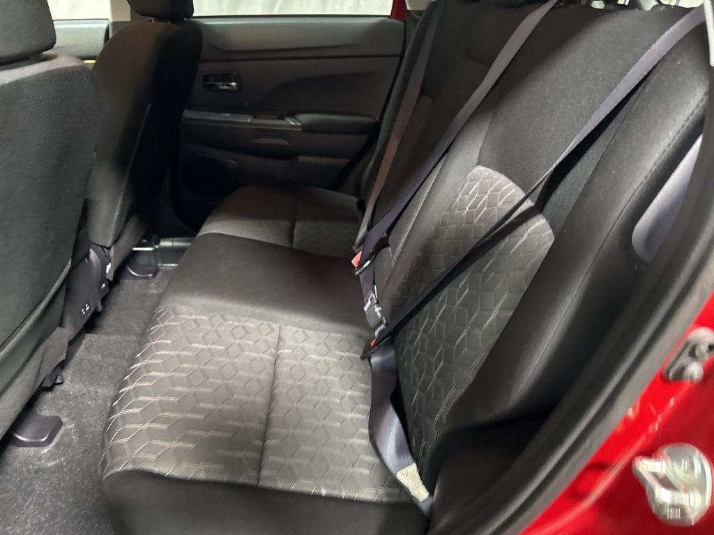 2024 Mitsubishi Outlander Sport 2.0 LE