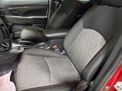 2024 Mitsubishi Outlander Sport 2.0 LE