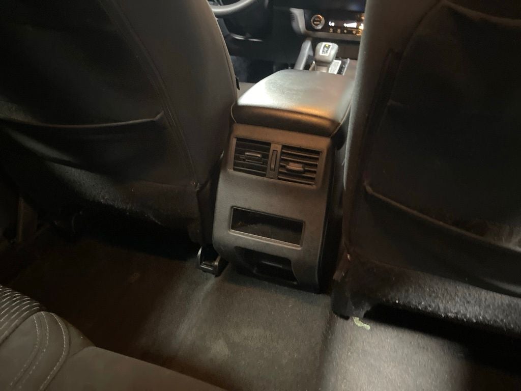 2024 Mitsubishi Outlander ES