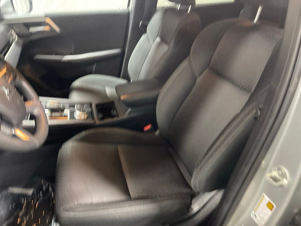 2024 Mitsubishi Outlander ES