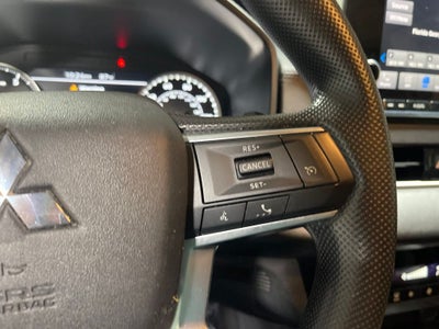 2024 Mitsubishi Outlander ES