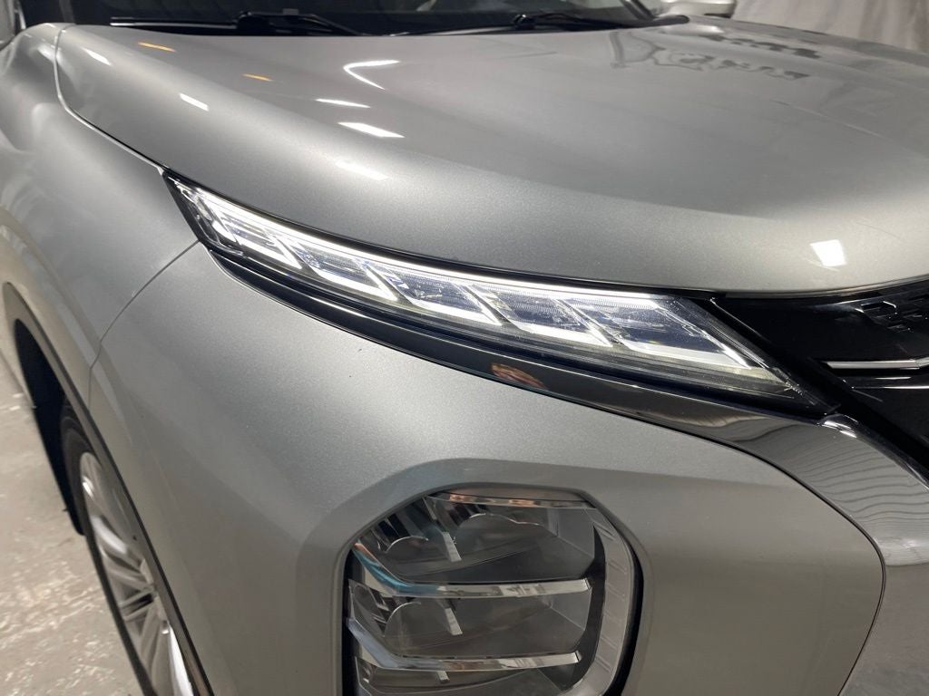 2024 Mitsubishi Outlander ES