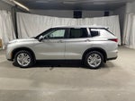 2024 Mitsubishi Outlander ES