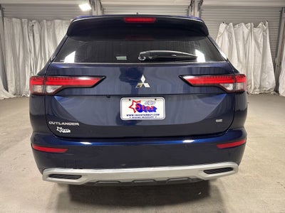 2022 Mitsubishi Outlander SE