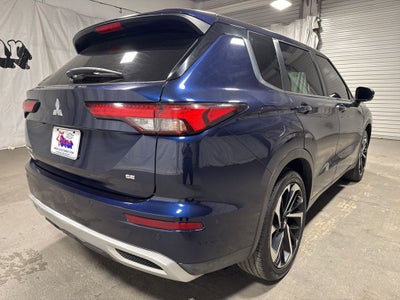2022 Mitsubishi Outlander SE