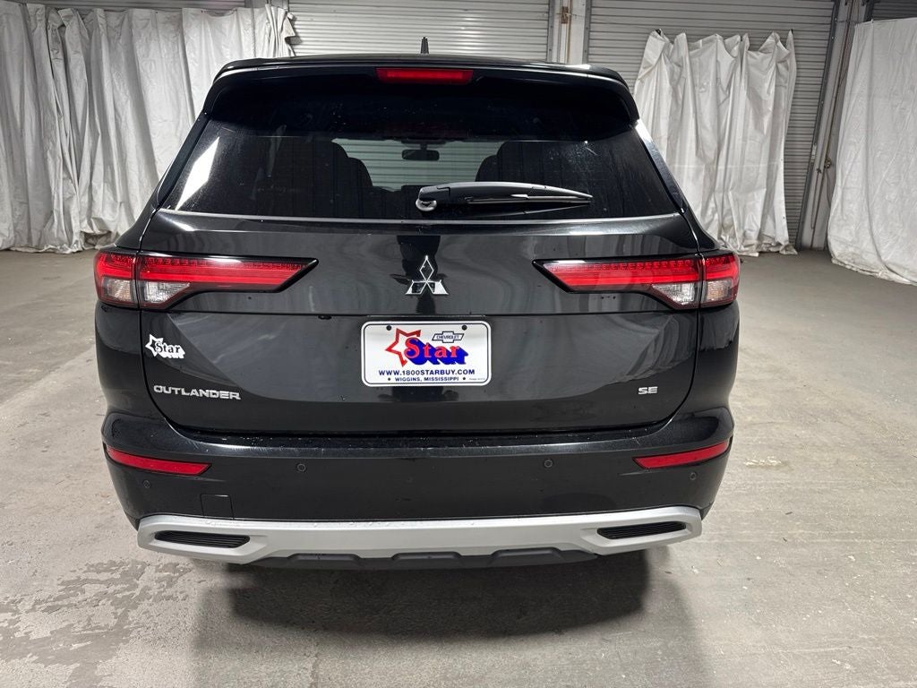 2024 Mitsubishi Outlander SE