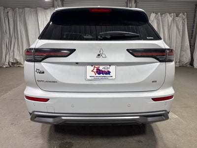 2025 Mitsubishi Outlander SE