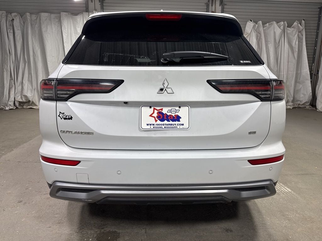 2025 Mitsubishi Outlander SE