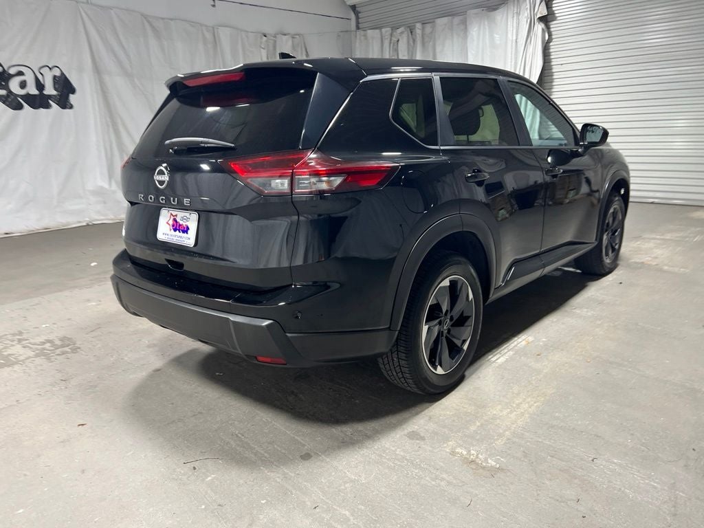 2025 Nissan Rogue SV
