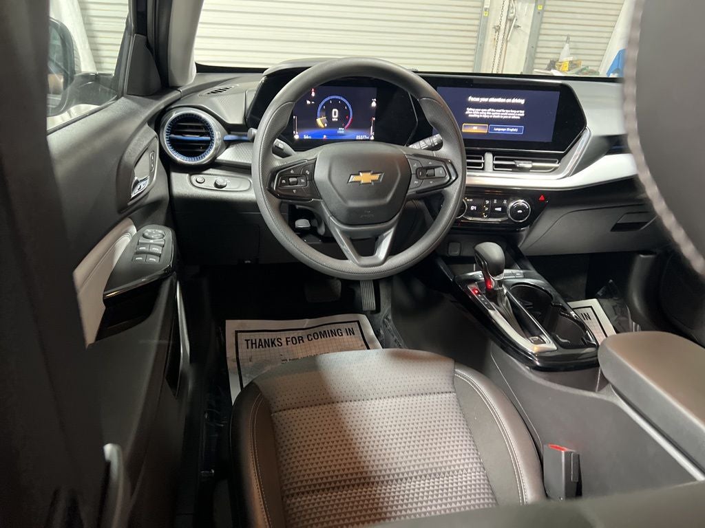 2025 Chevrolet Trax LT