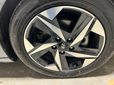 2021 Hyundai Elantra Limited