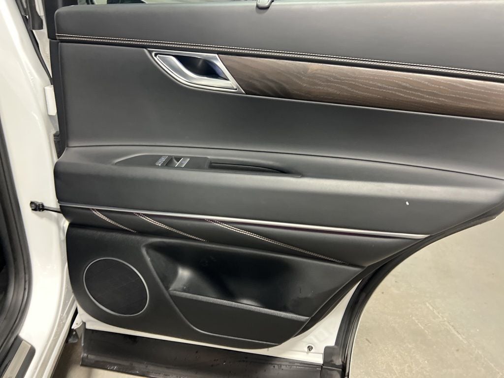 2024 Genesis GV80 2.5T