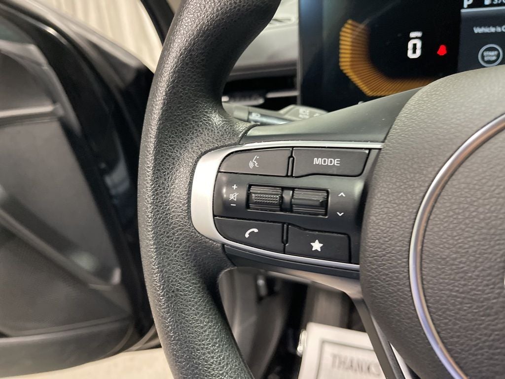 2025 Kia K5 LXS