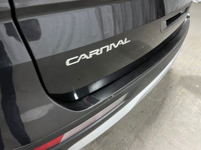 2023 Kia Carnival LX