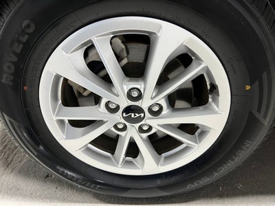 2023 Kia Carnival LX