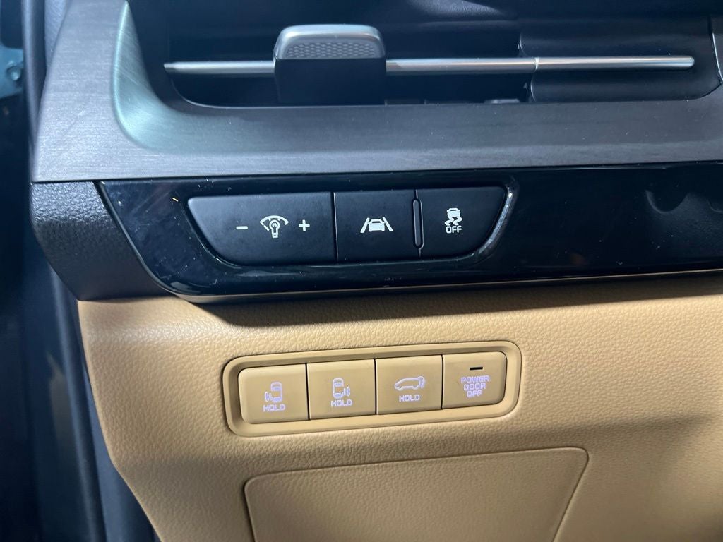 2024 Kia Carnival EX