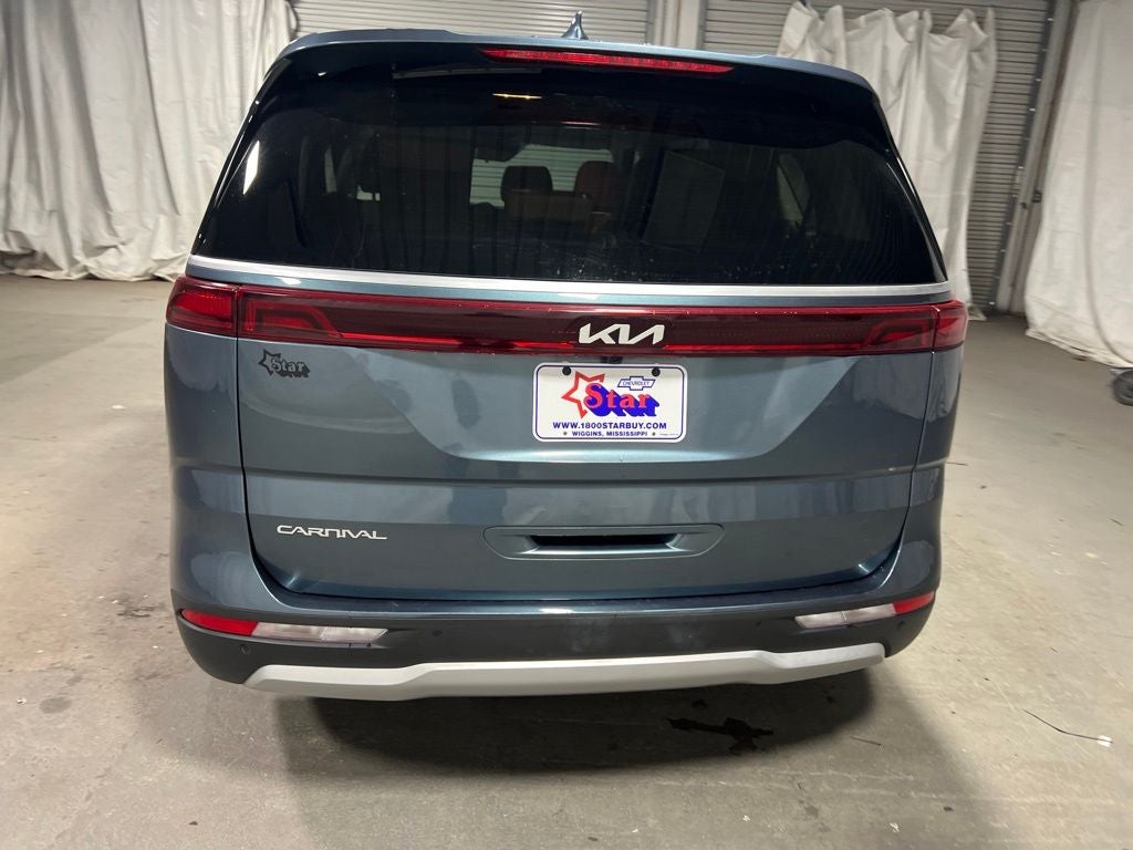 2024 Kia Carnival EX