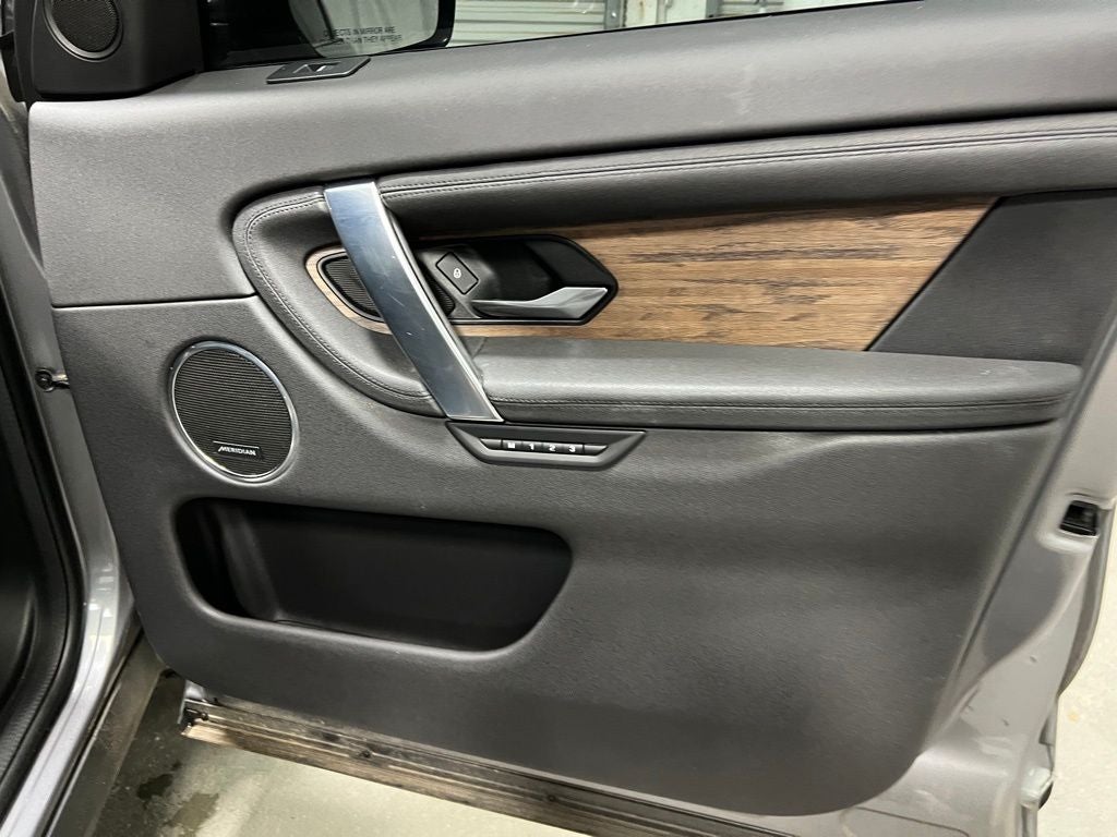 2020 Land Rover Discovery Sport SE