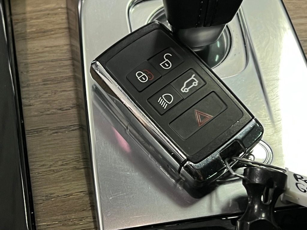 2020 Land Rover Discovery Sport SE